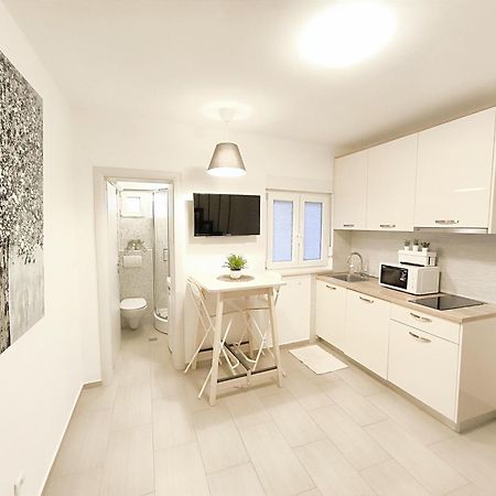 Central Apartment & Room Niko Split Exteriér fotografie