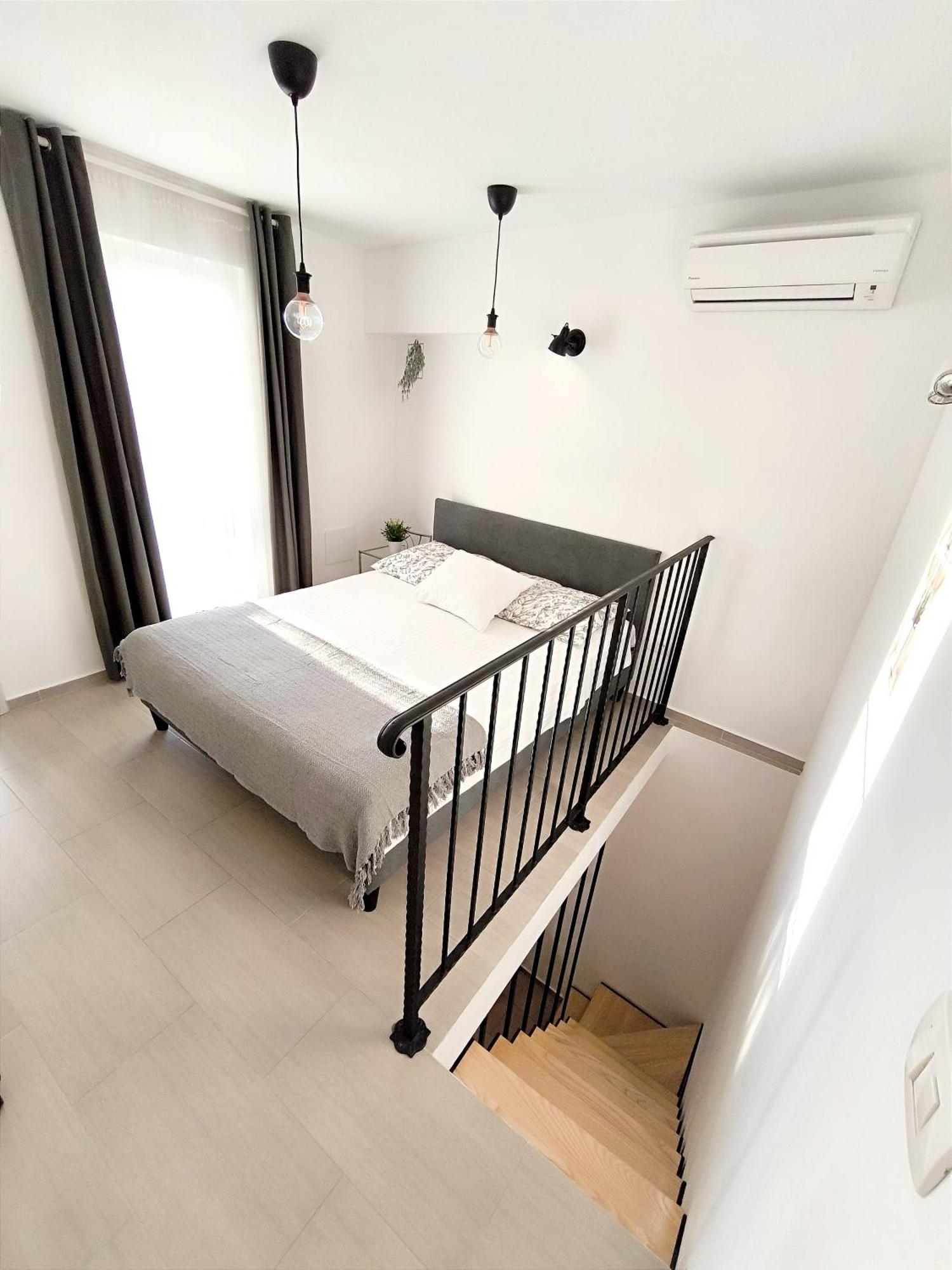 Central Apartment & Room Niko Split Exteriér fotografie