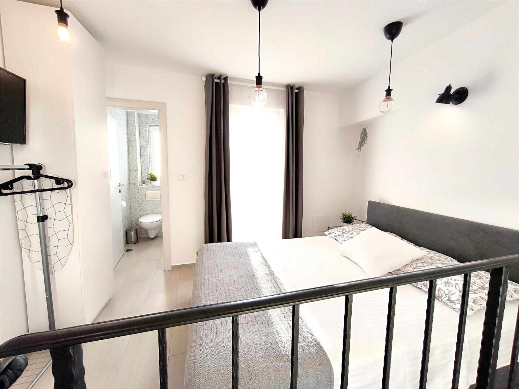 Central Apartment & Room Niko Split Exteriér fotografie